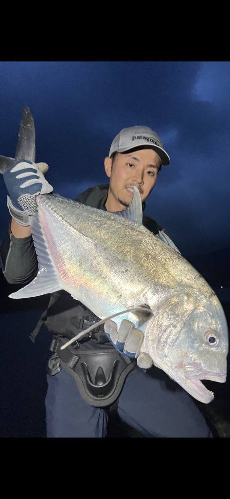 夕暮れに１本